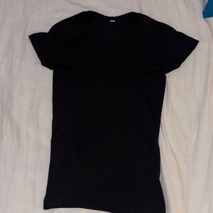 Black swiftly short sleeve size 4